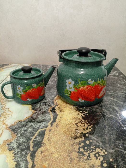 Продам набор чайников