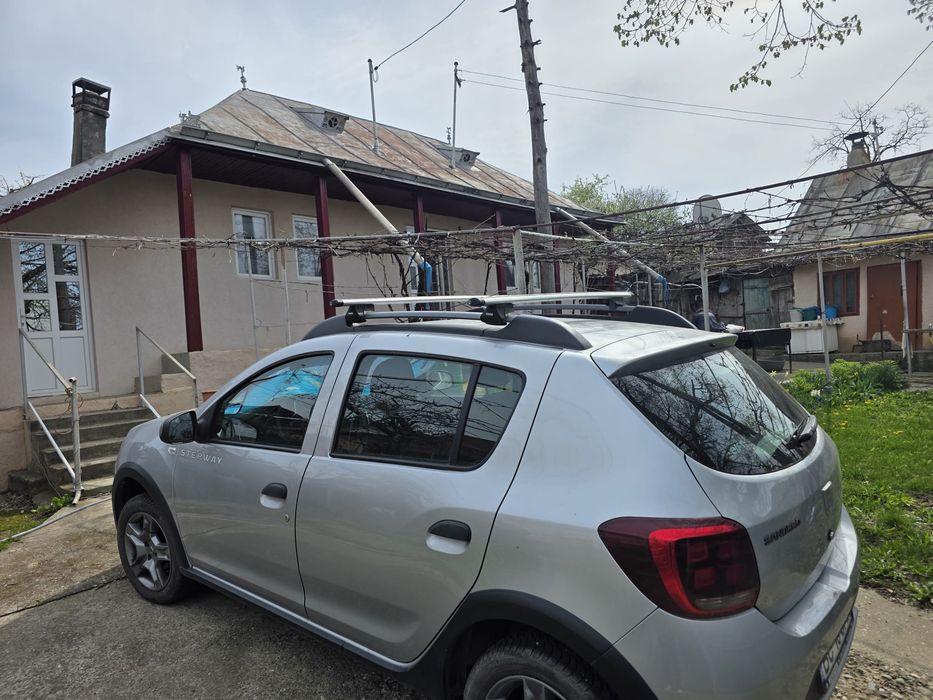 Casa de vânzare cu teren generos