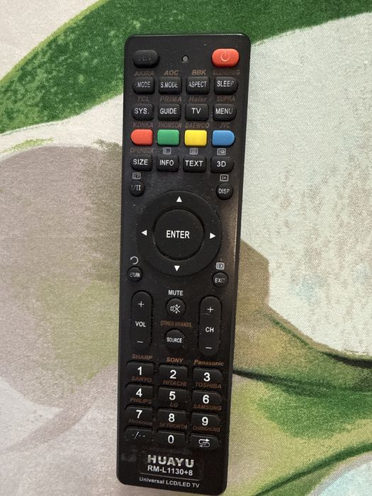 продам Телевизор 82 см