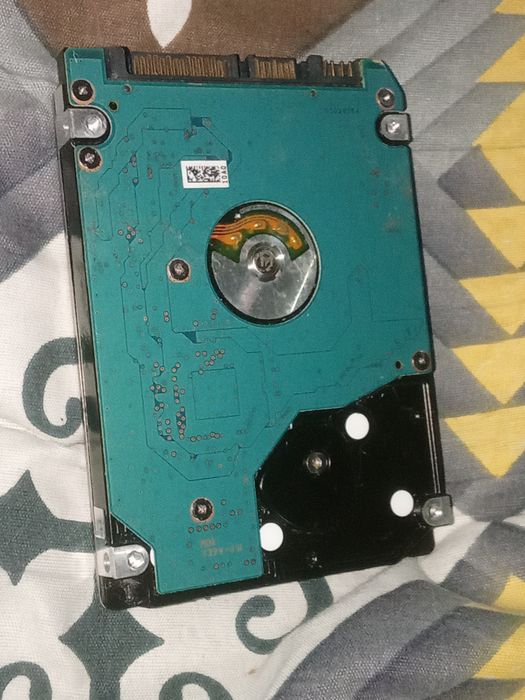 Жёсткий диск на 1 ТБ HDD