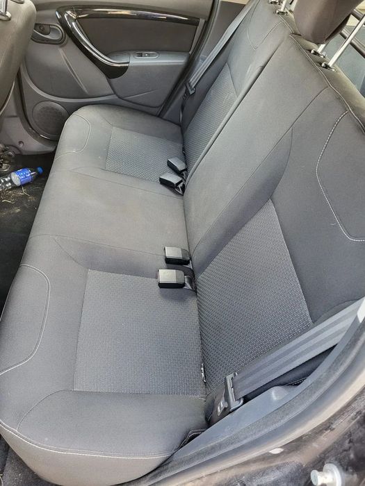 dezmembram dacia duster 2013 1.5 dci 4x4 capota/bara/aripi/faruri