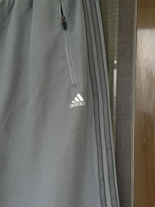 Мъжко спортно долнище Adidas ClimaCool - размер XL, Отлично състояние