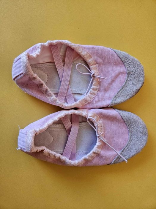 Балетни туфли детски - розови и черни, размер 31