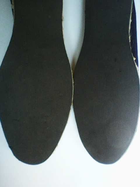 Продавам тъмносини еспадрили марка „de fonseca”, № 39.