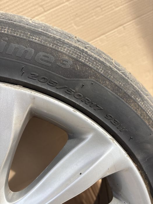 Jante aliaj Volvo V40 R17 Borbet