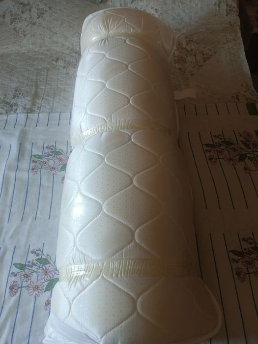 Продаю матрас топпер