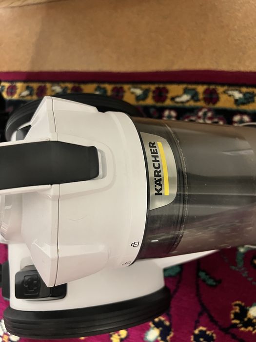Пылесос Karcher VC 3 Premium