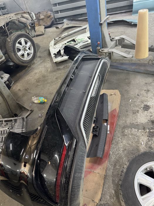 Продам бампер Byd Han в сборе