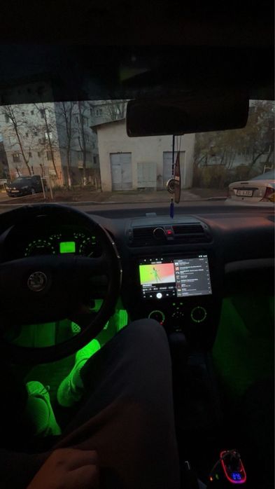 Vând !!Skoda octavia 2 !!