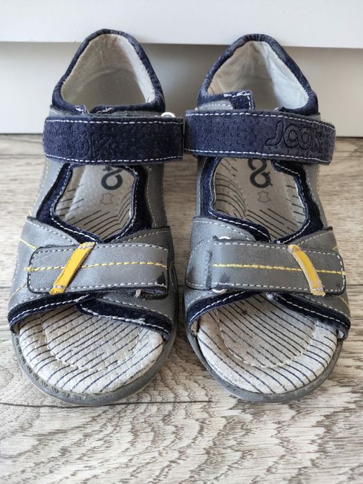 Сандалии от 23-го до 28-го р-ра