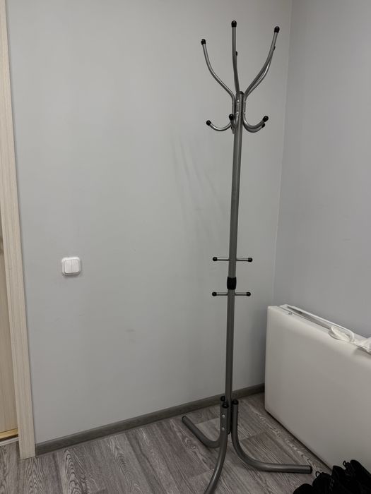 Вешалка напольная