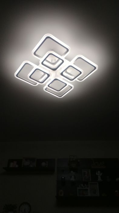 Продам диван на запчасти