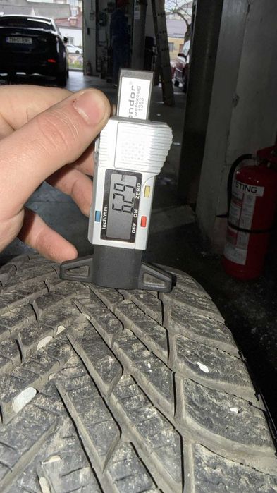 Oferta! Pirelli Cintauro 195/65 R15