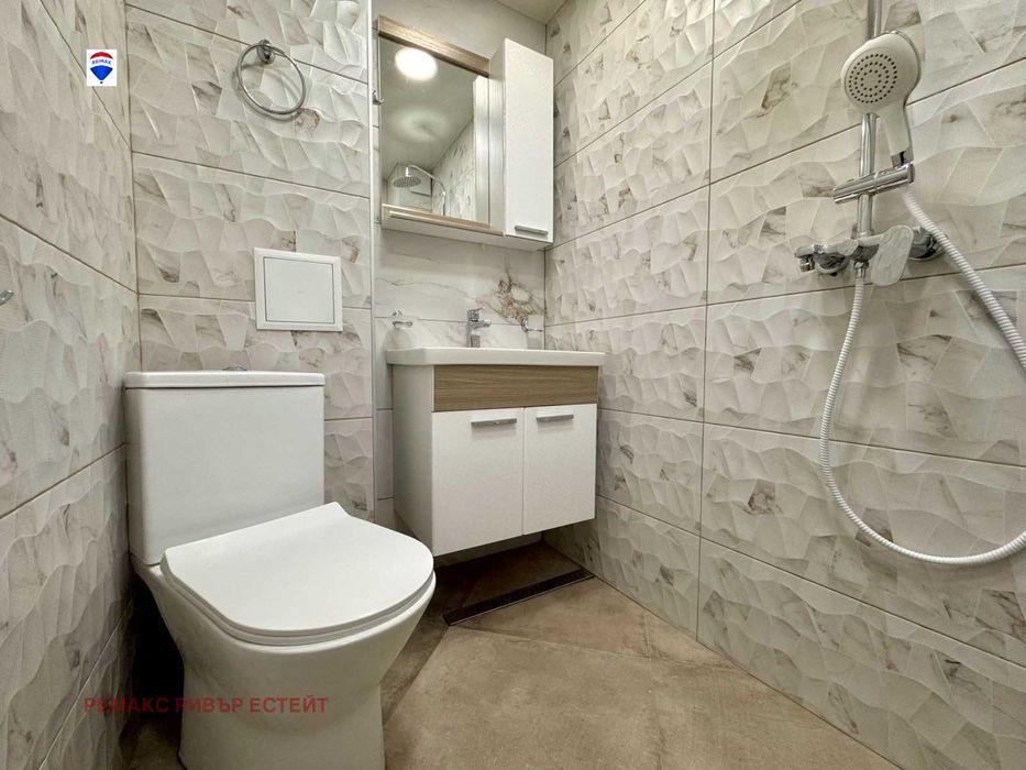 Дава се под наем Едностаен апартамент в Русе, Дружба 1 - 55 кв.м за 306 € - Снимка #10