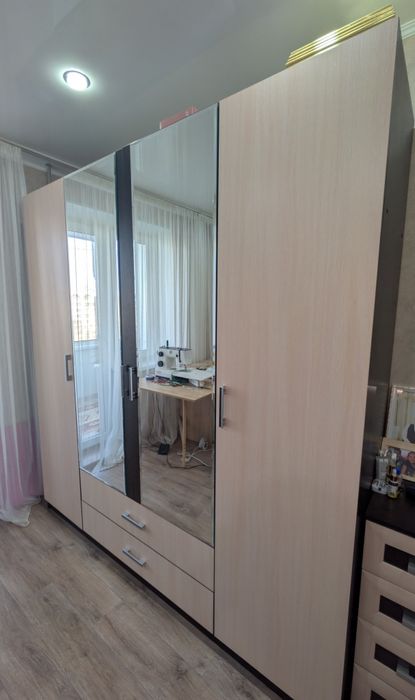 Шкаф. В хорошем качестве