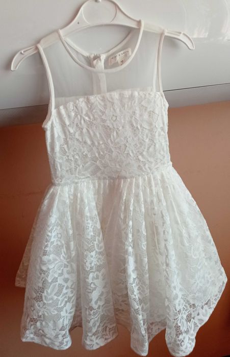 Детски рокли размер 3,4,5,6 104-116