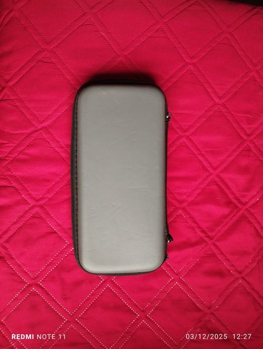 Nintendo switch с два калъфа