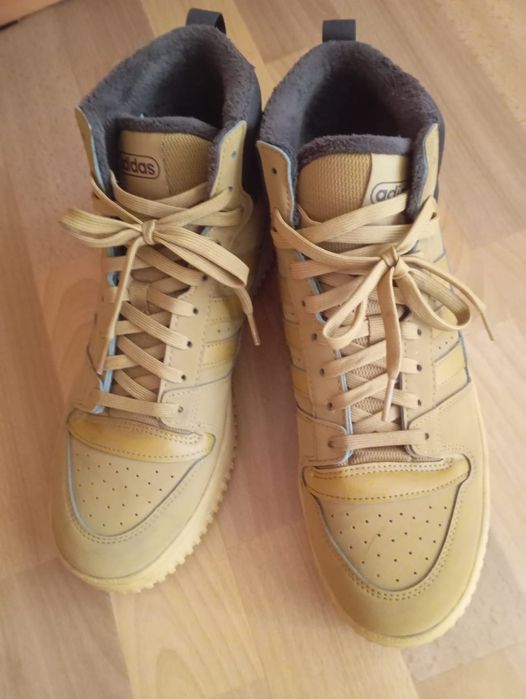 Adidas зимние кроссовки