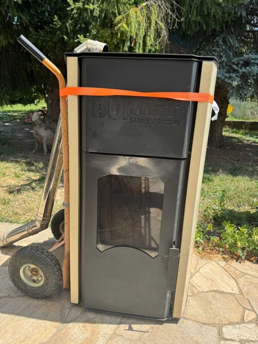 Пелетна камина с водна риза Burnit Comfort 25 kW