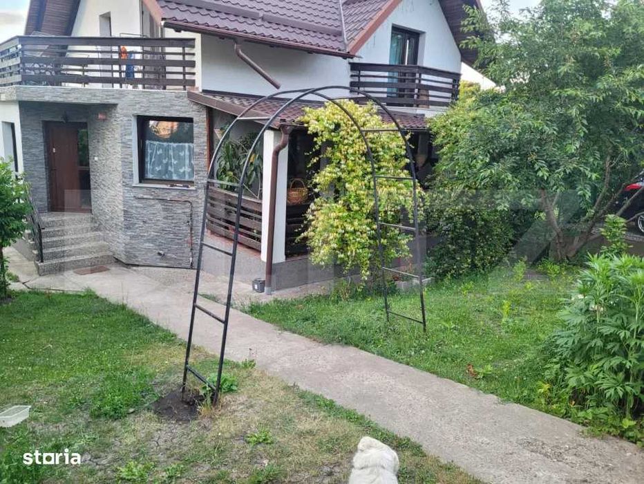 Casă Tătărași de vânzare