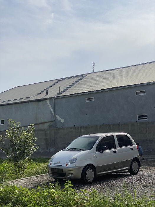 Holati ideal salon abshivkalari tiniq oqarib ketmagan