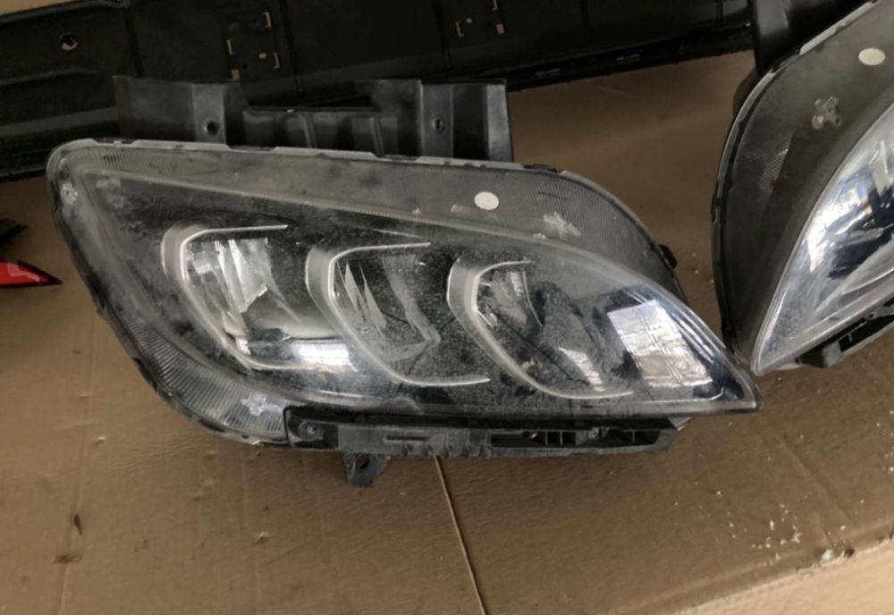 Far Hyundai Kona facelift 2021 - 2023 faruri stanga dreapta led