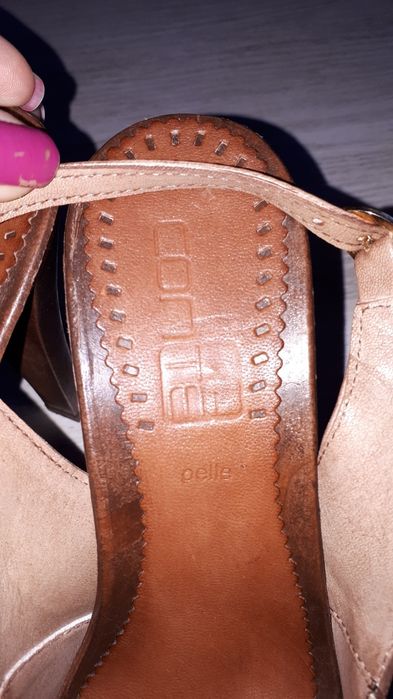 Saboti maro. Mărime 38. Sunt noi