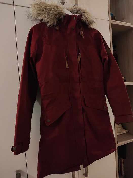 Дамско водоустойчиво яке Trespass