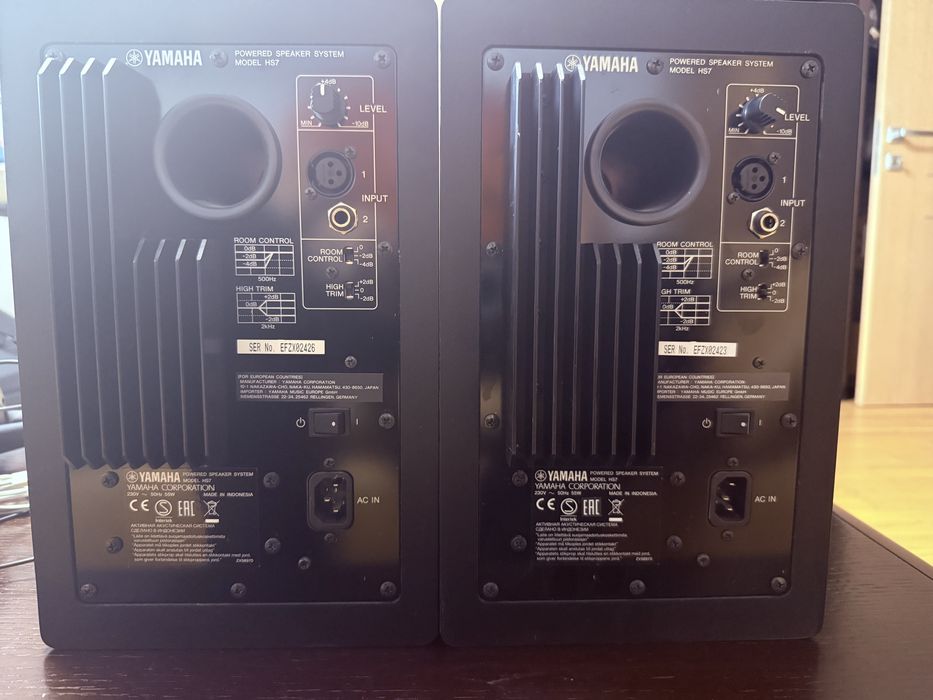 2 buc. Monitoare active (boxe) studio Yamaha HS7