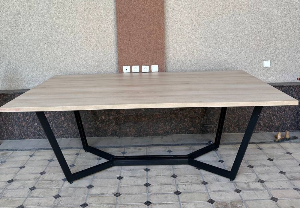 Стол для переговоров на 10 человек по лучшей цене