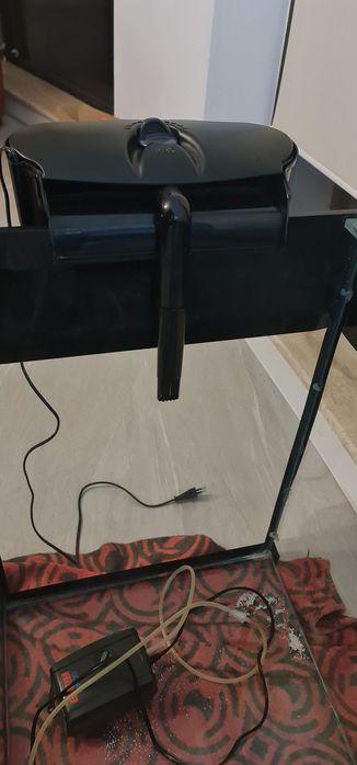 Vand acvariu 250l cu accesorii