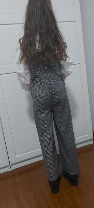 Vand 2 salopete zara copii