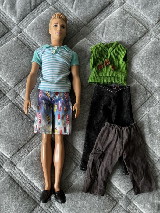 Кукла Кен с набором одежды, оригинал