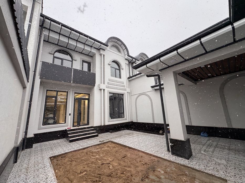 Sergili xon tepada 2 sotix 6 xona 180.000$