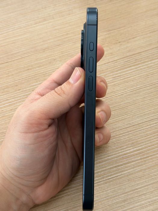 Iphone 15 Pro Max 256 Blue ingrijit