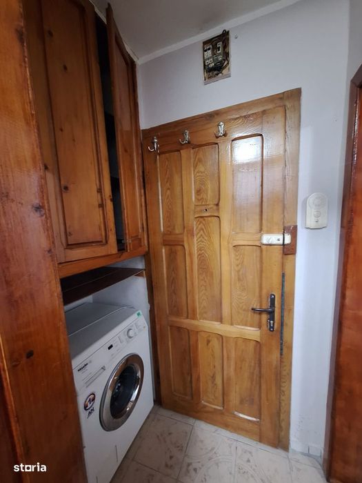 Apartament 1 camera, zona Buziasului - AEM