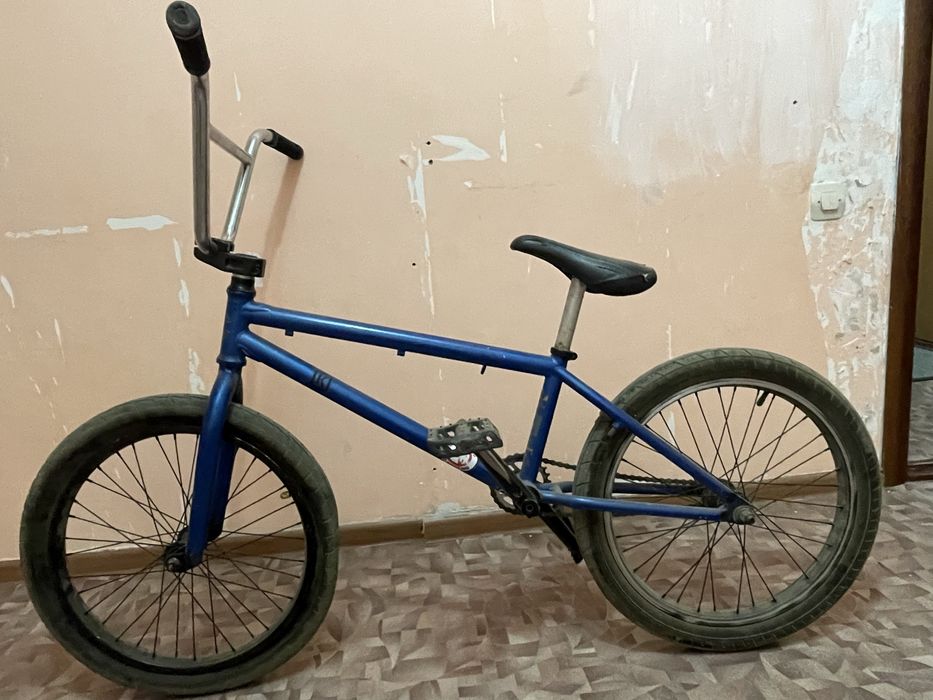 Продам бмх срочно