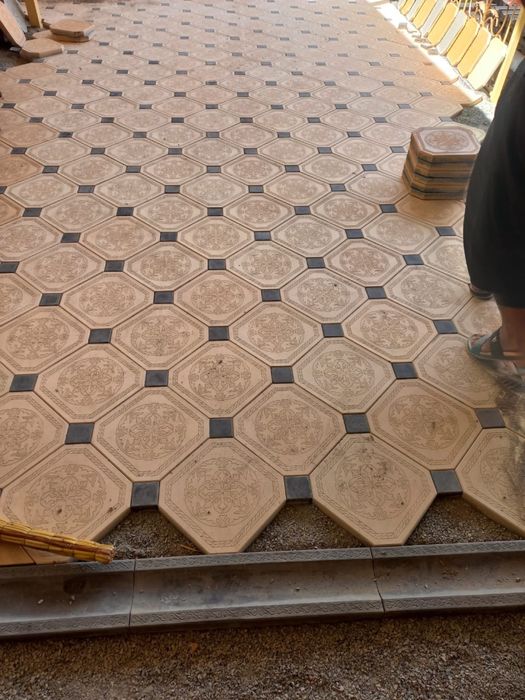 Брусчатка Сарыагаш-Абай