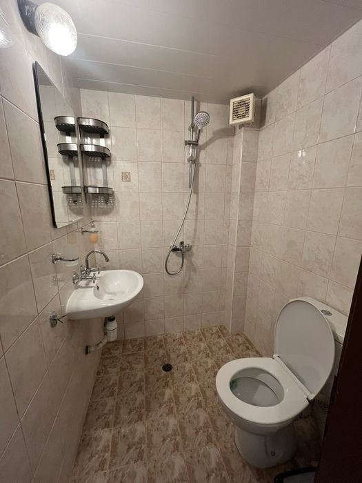 Тристаен апартамент под наем