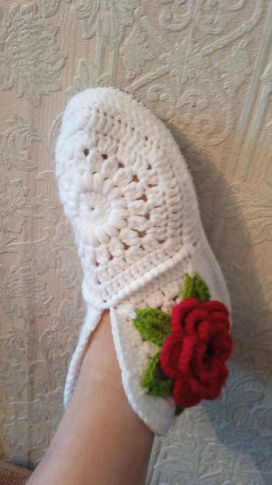 Тапочки, сапожки для дома. Ручная работа