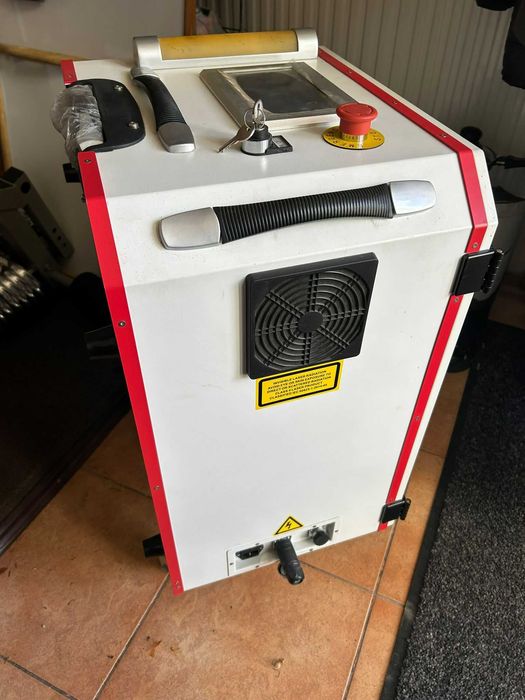 Aparat curatare laser