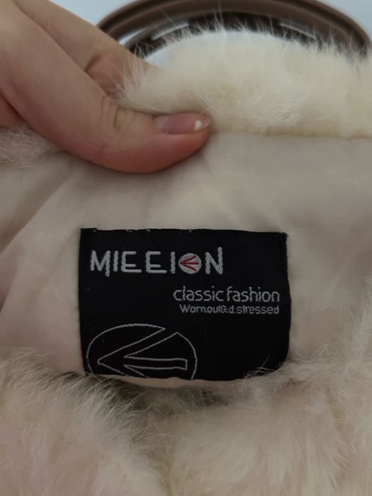 Jacheta din blana naturala de iepure