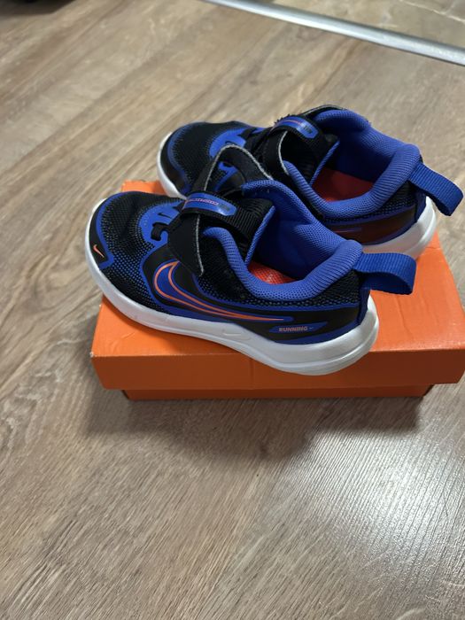 Детски маратонки NIKE