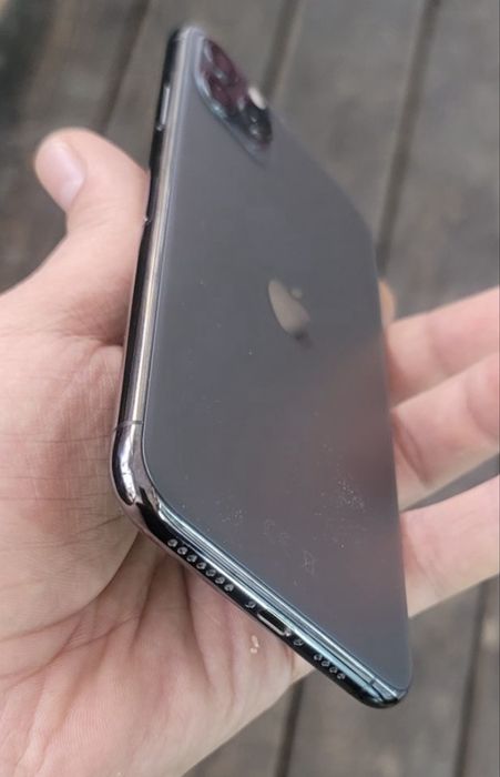 iPhone 11 Pro Max 512GB в идеале