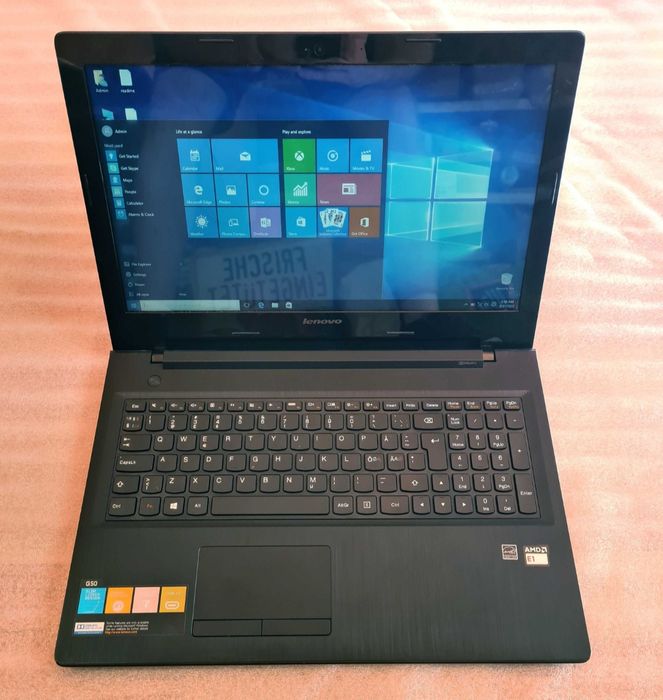 Vând Laptop Lenovo AMD Windows 10 HDD