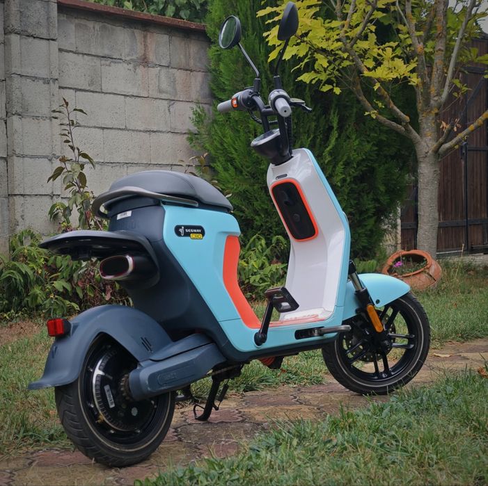 Segway  eMoped c80