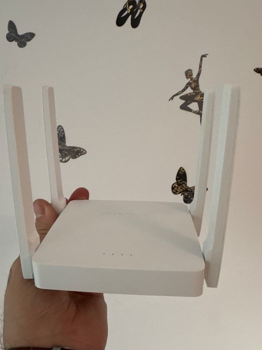 Router Wireless AC10, Dual Band, 1200 Mbps, 4 Antene Externe