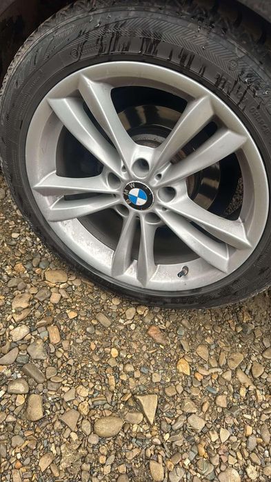 Jante Originale BMW 17" - Styling 393 (Seria 3 F30 F31, Seria 4 F32) cu Anvelope