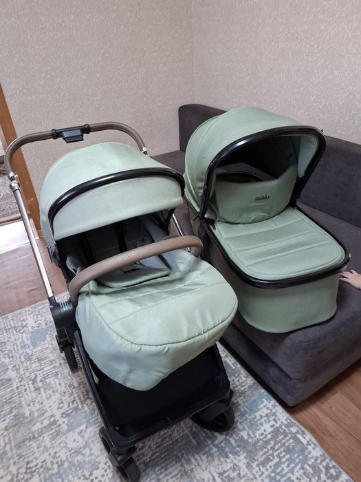 Продам детскую каляску 2в 1