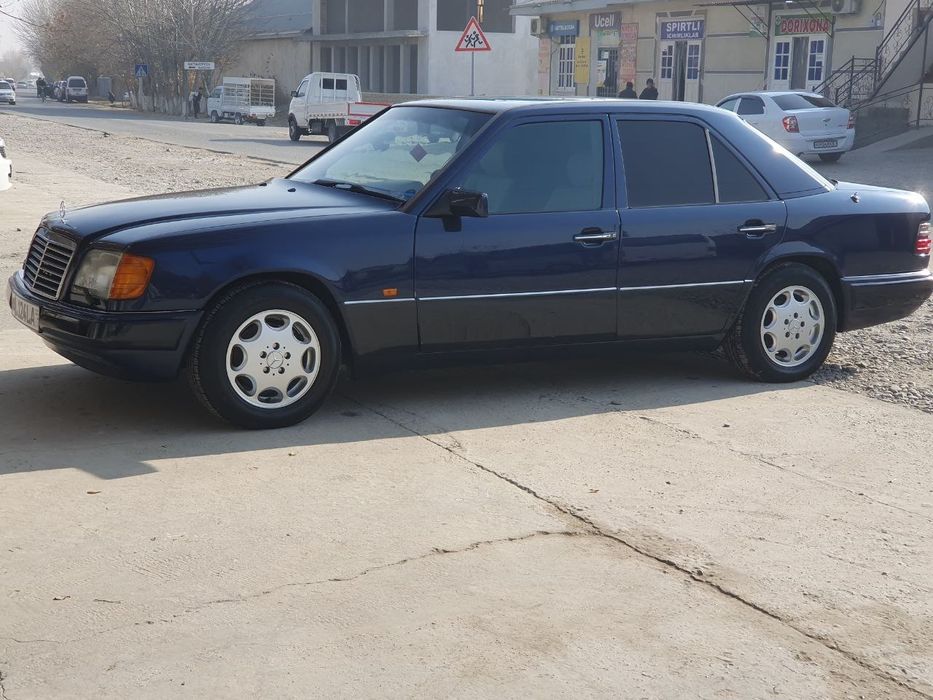 Mercedes-benz w124